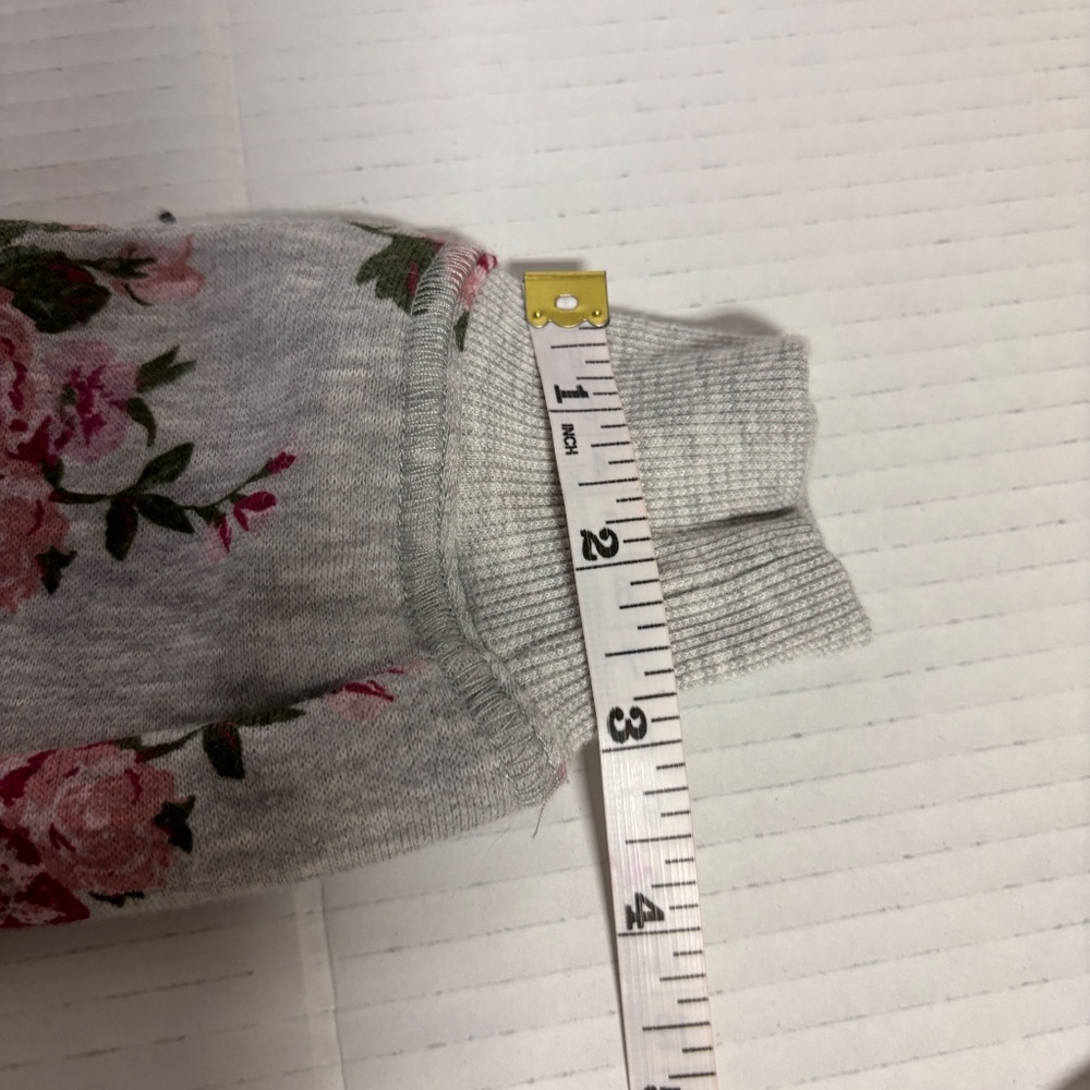 Ultra Flirt Long Sleeve Floral Cold ShoulderTop Size M Juniors - Picture 12 of 15